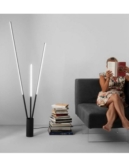 PIE DE SALON LED CCT NEGRO CON CAMBIO DE COLOR