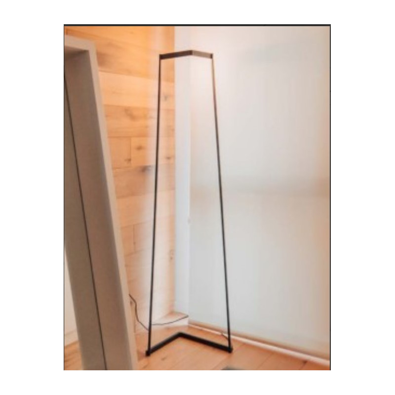 MINIMAL * PIE SALON LED 20W ORO 3000ºK