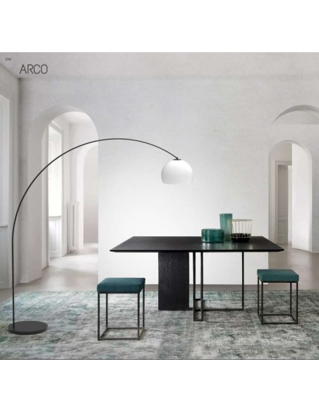 ARCO DE SALON NEGRO Y... 2